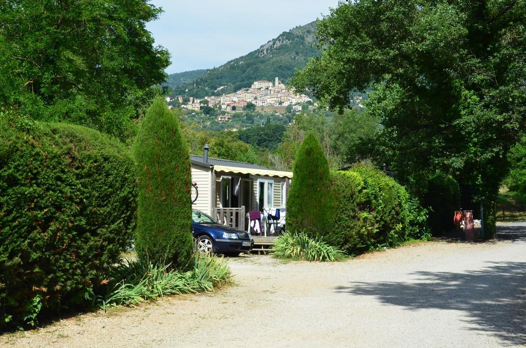 Campsite Les Rives Du Loup 3*